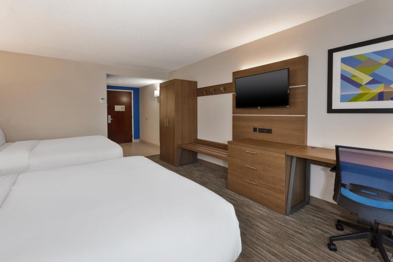 Holiday Inn Express & Suites Chesapeake By Ihg Екстериор снимка